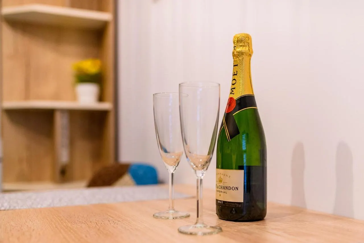 SmartConceptLiving Plaza Apartment Bucureşti