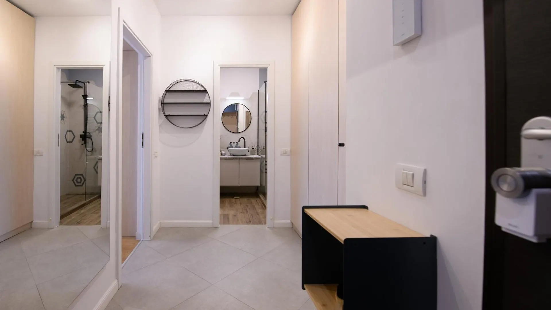 SmartConceptLiving Plaza Apartment Bucureşti 0*,  România