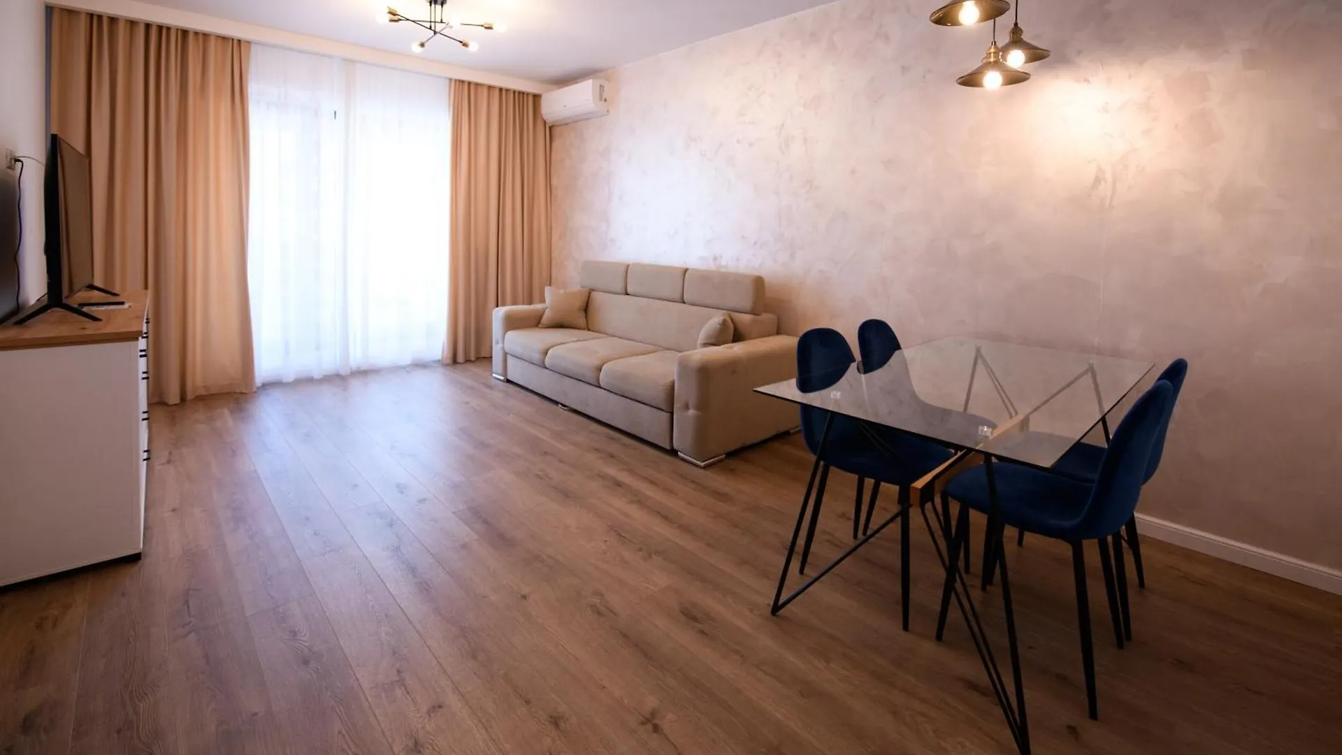 Smart Concept Living Plaza Apartment Bucharest