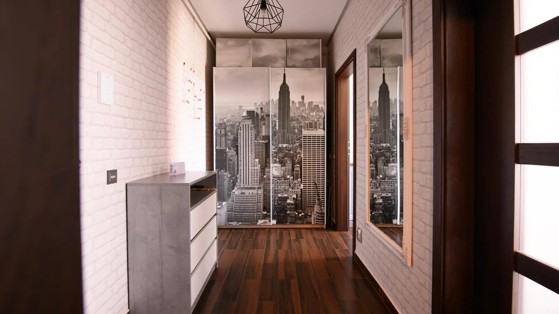 Smart Concept Living Plaza Apartment Bucharest 0*,