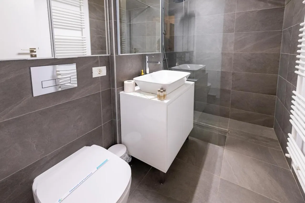 Smart Concept Living Plaza Apartment Bucharest
