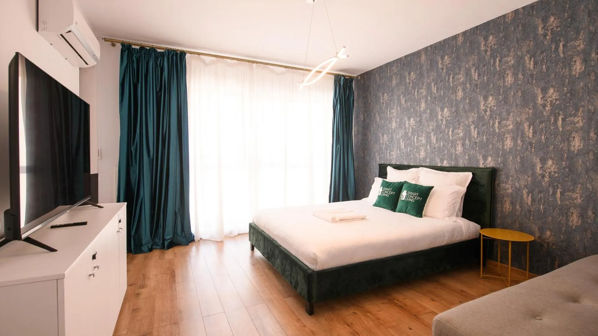 Smart Concept Living Plaza Apartment Bucharest