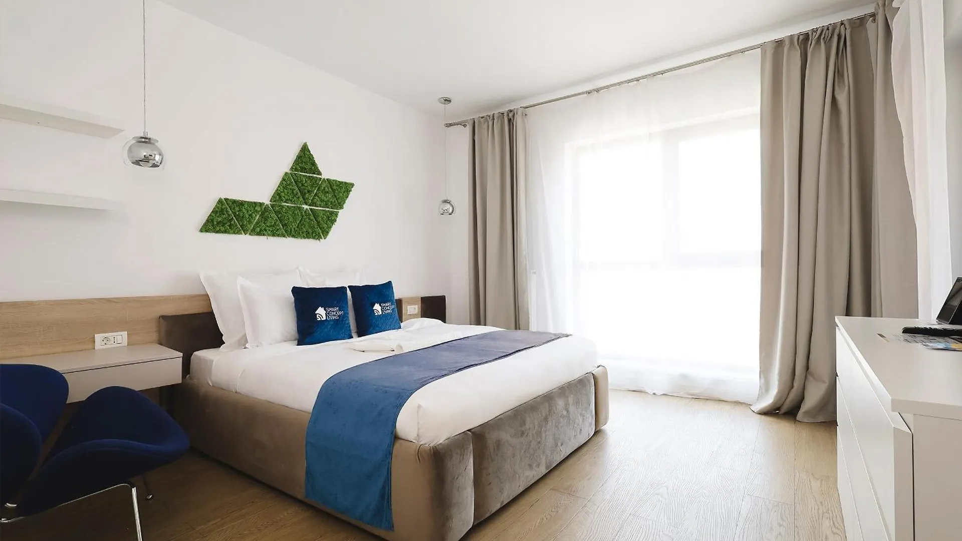 Smart Concept Living Plaza Apartment Bucharest 0*,  Romania